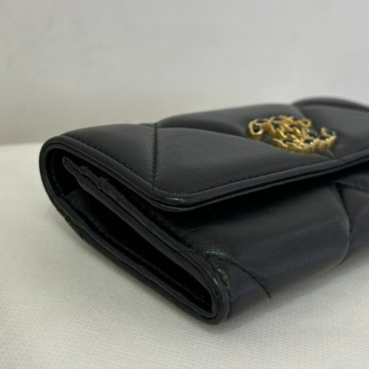 CHANEL 黑金 LOGO 19款中夾-6