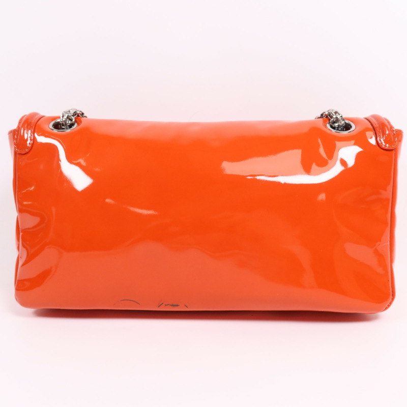 CHANEL 漆皮皮革Chain Shoulder Bag銀扣肩背袋-2