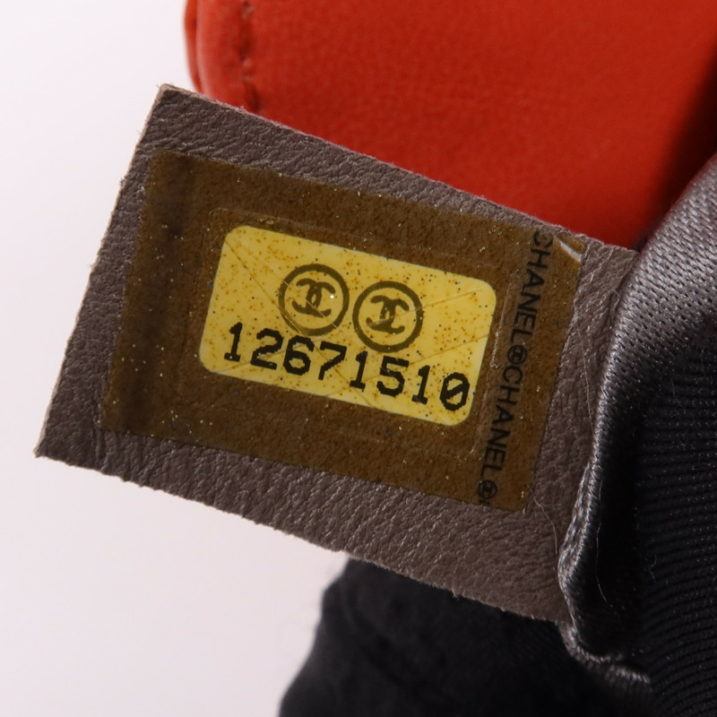 CHANEL 漆皮皮革Chain Shoulder Bag銀扣肩背袋-5