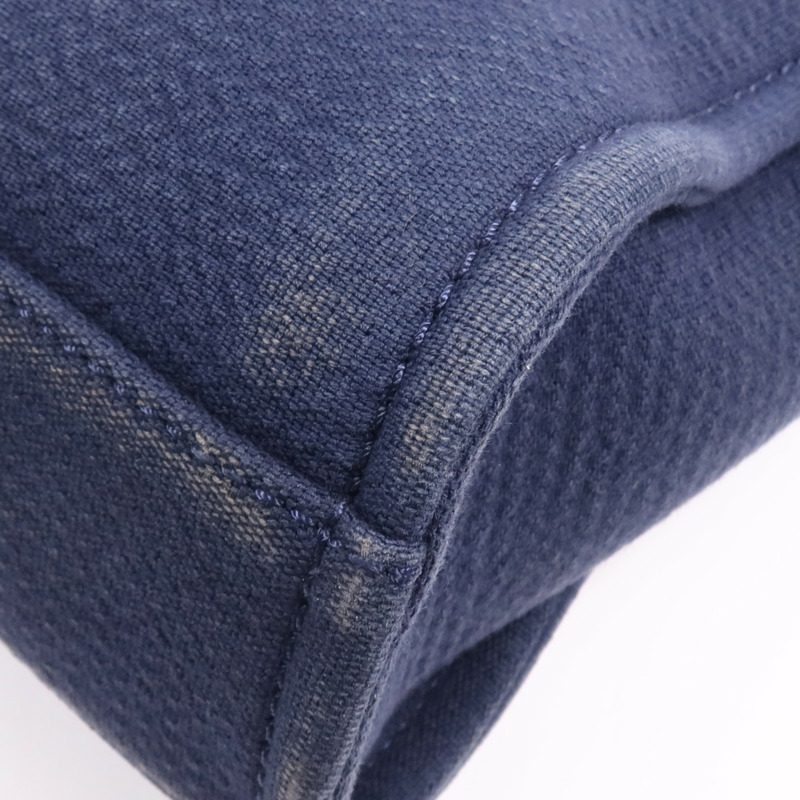 CHANEL 帆布Deauville銀扣鏈帶肩背袋-6