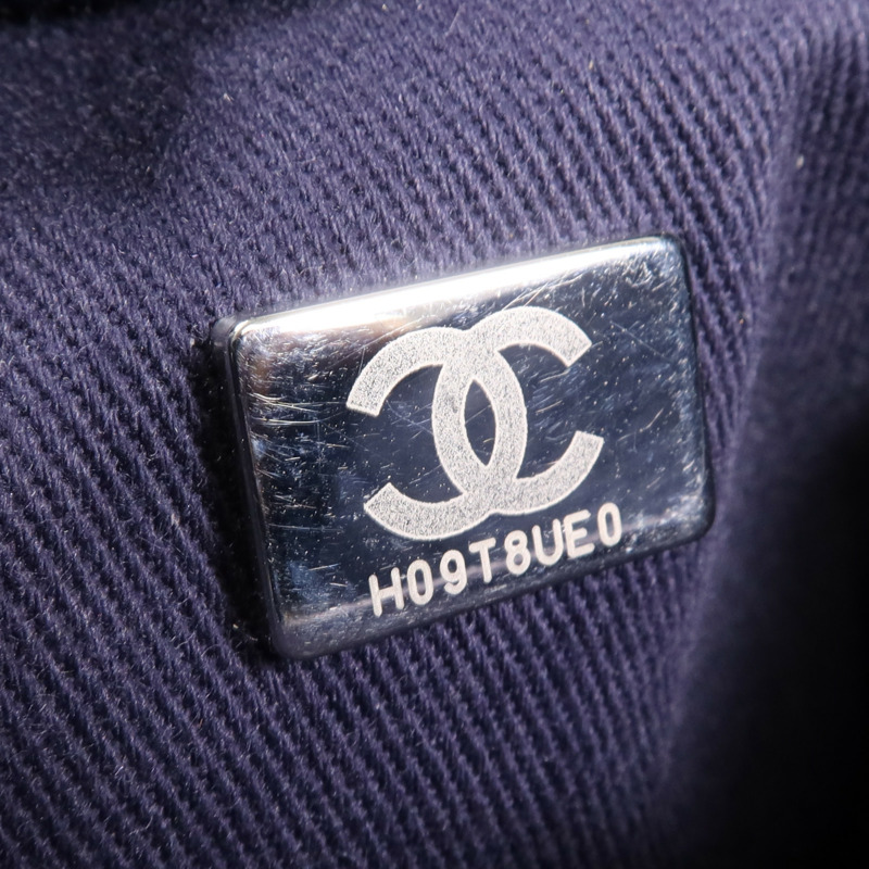 CHANEL 帆布Deauville銀扣鏈帶肩背袋-12