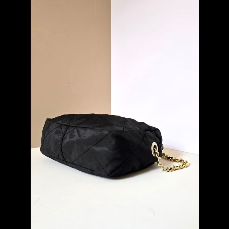 【LA LUNE】絕版古董包 稀有Prada黑色降落傘側背包 單肩包 斜背包 中古二手-3