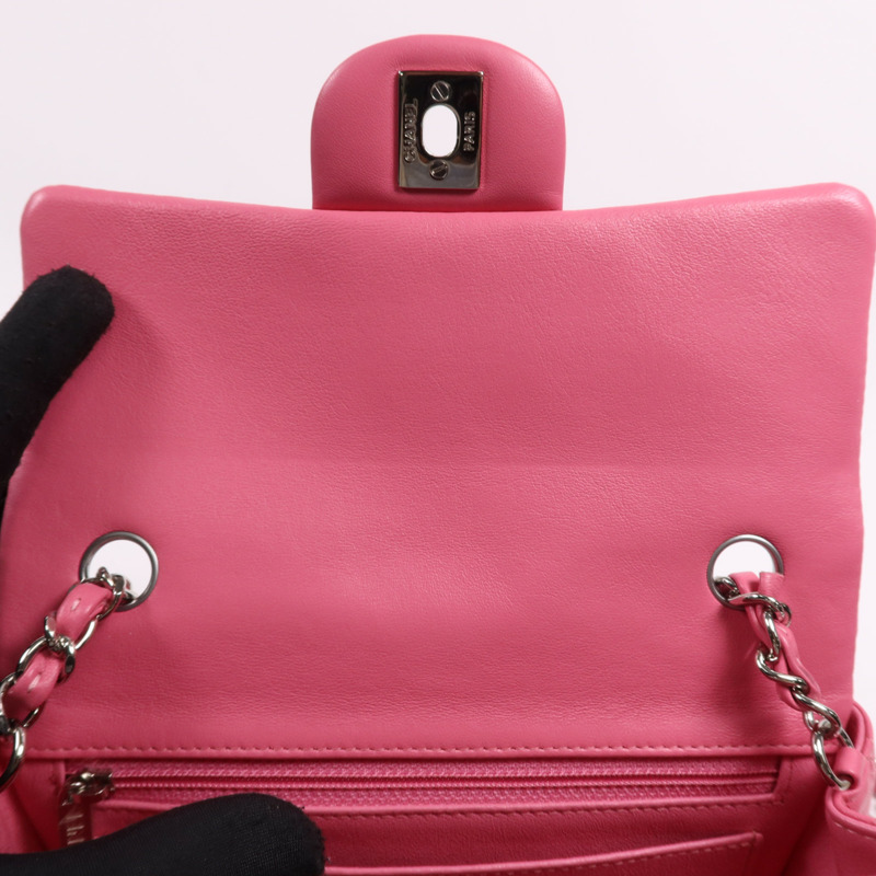 CHANEL 羊皮皮革Classic 20銀扣鏈帶肩背袋-12