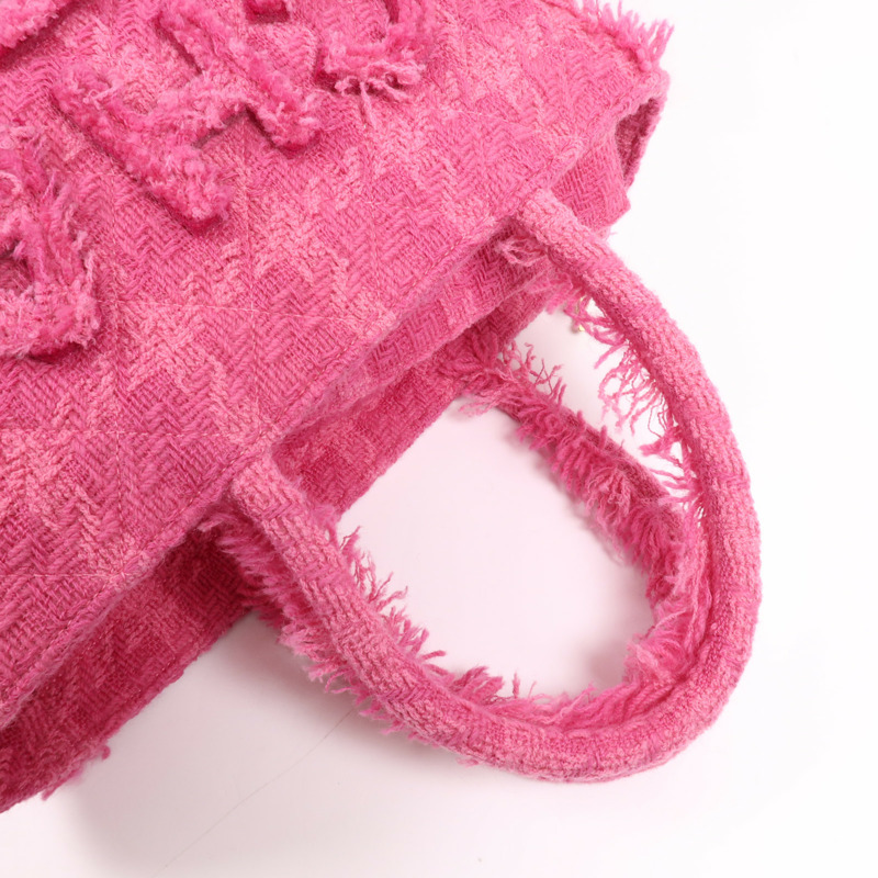 CHANEL 絨布Tote bag金扣手挽袋-7