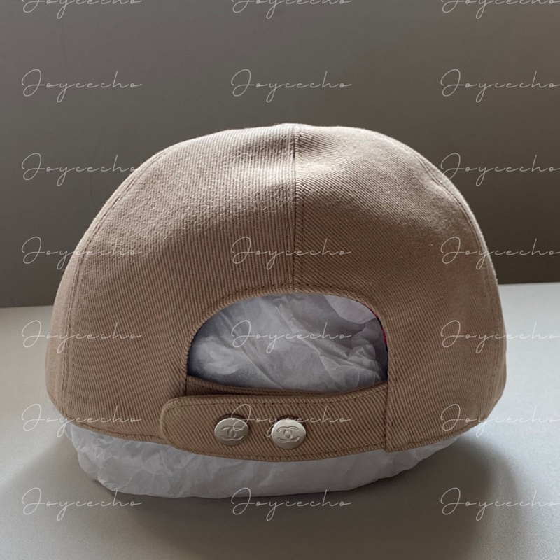 『全新全配』Chanel 雙C Logo 奶茶色 鴨舌帽 棒球帽-7