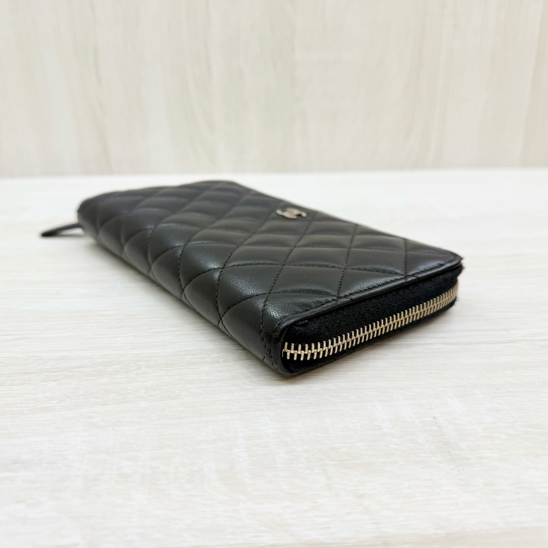 CHANEL黑色小羊皮ㄇ拉長夾A50097-7