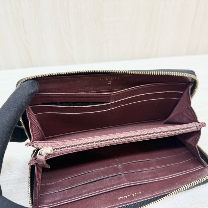 CHANEL黑色小羊皮ㄇ拉長夾A50097-13