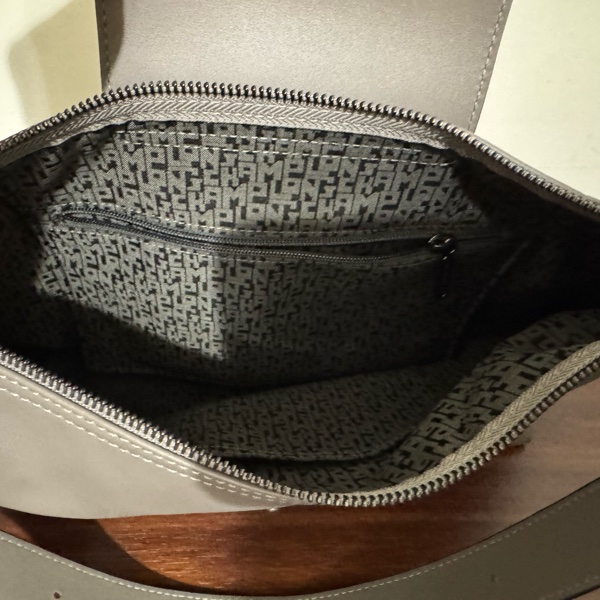 LONGCHAMP HOBO 斑鳩灰（二手） 114/10/12 購入-9