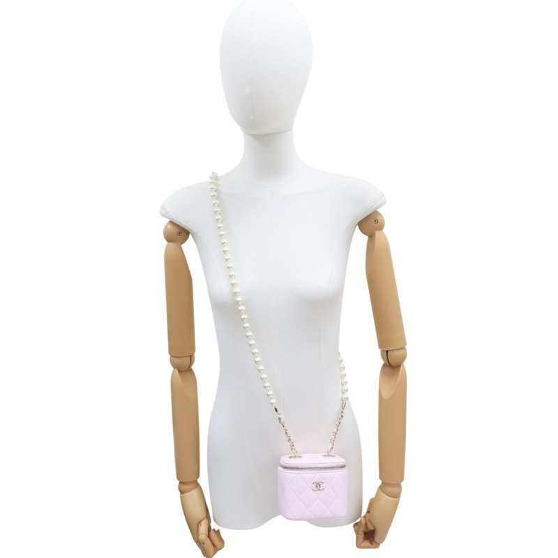 粉色 羊皮 珍珠鏈帶 肩背包 金釦【CHANEL 香奈兒】 AP2581-8