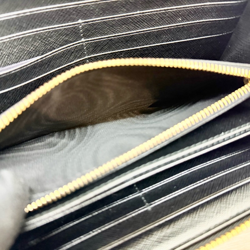 PRADA黑金牛皮ㄇ拉12卡長夾1ML506-8