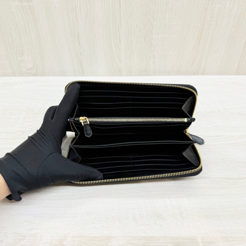 PRADA黑金牛皮ㄇ拉12卡長夾1ML506-9