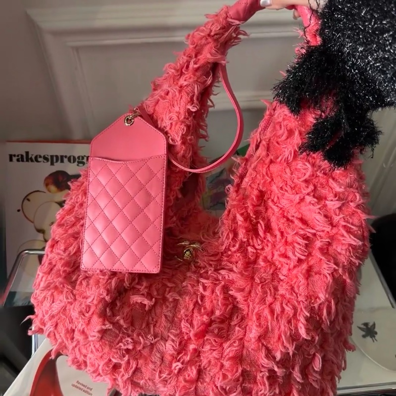 #秀款超時髦 #近新閒置 香奈兒Hobo珊瑚粉流蘇毛須腋下包🈶子包-5