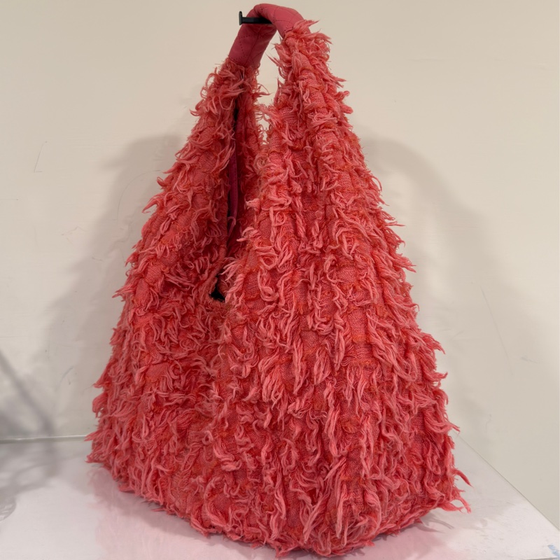 #秀款超時髦 #近新閒置 香奈兒Hobo珊瑚粉流蘇毛須腋下包🈶子包-9