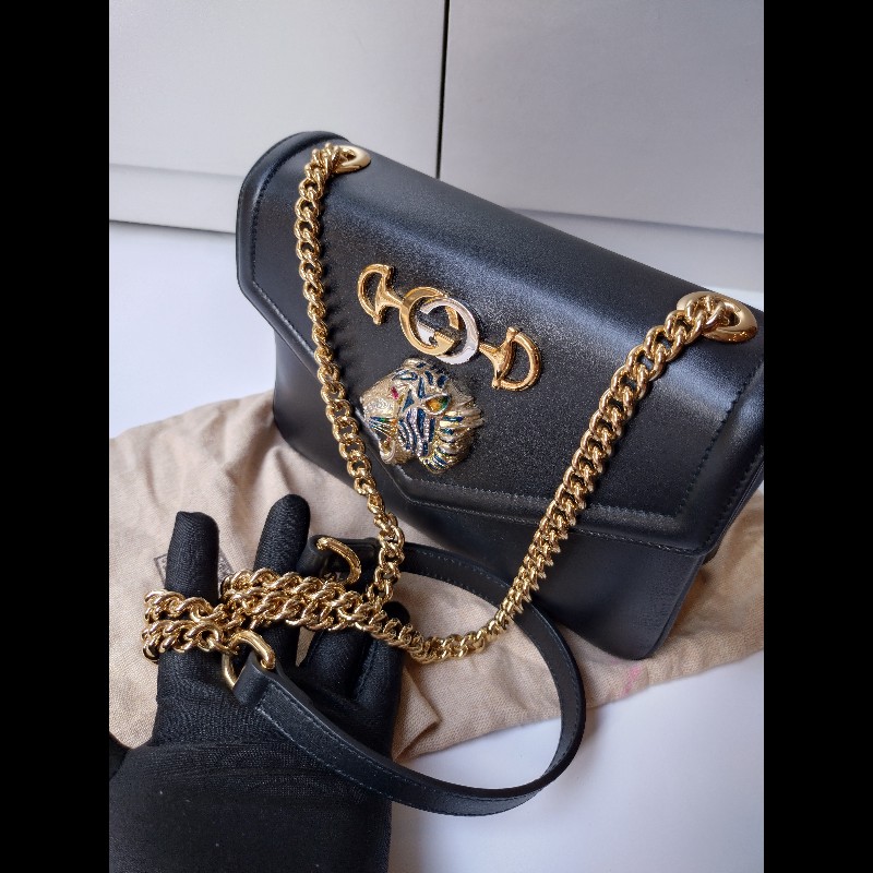 Gucci 金鍊水鑽虎頭黑皮革口蓋包-5