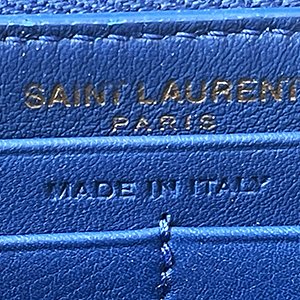 ＊奢華大道國際精品＊【Y099】YSL 藍色牛皮經典LOGOㄇ字拉鍊長夾-8