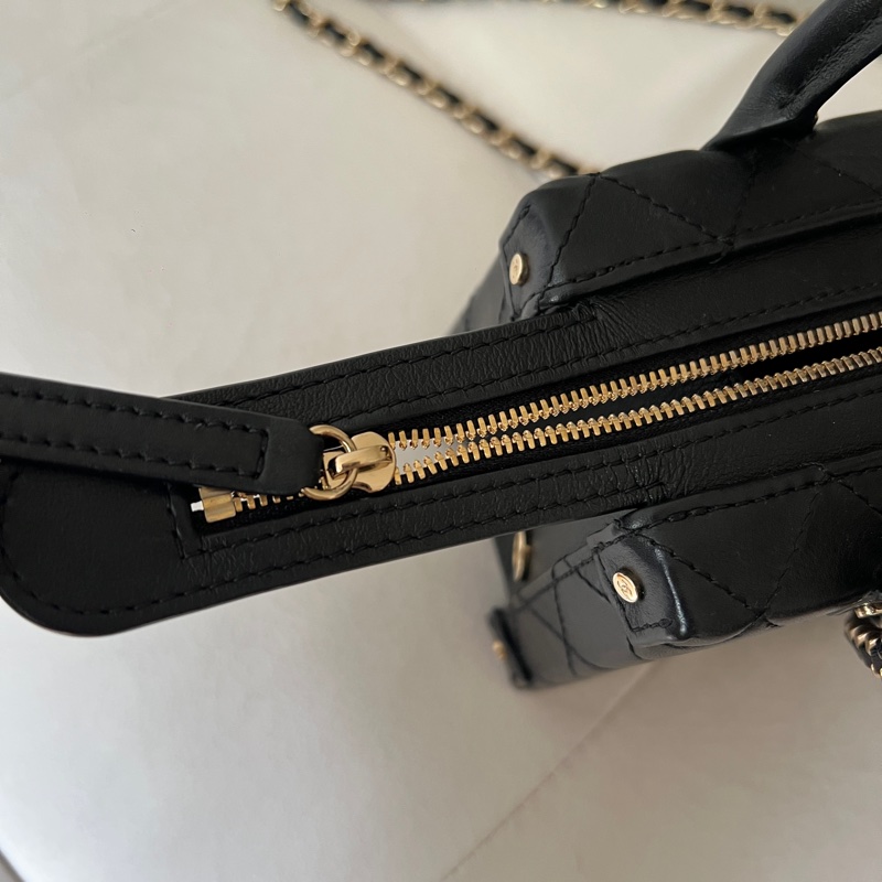 半價折扣 Chanel vanity case 空姐包 大logo 盒子包-11