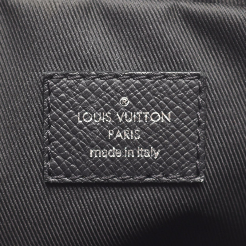 路易威登腰包 M30245 Taigalama 帆布皮革黑色 Noir 二手男士-3