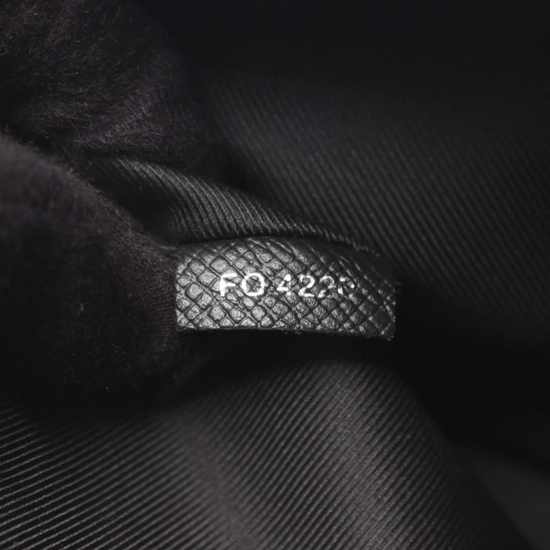 路易威登腰包 M30245 Taigalama 帆布皮革黑色 Noir 二手男士-4