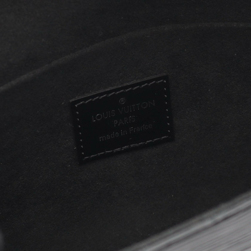 LOUIS VUITTON Pochette Felice 鏈條斜背包 M62648 Epi Noir 二手-3