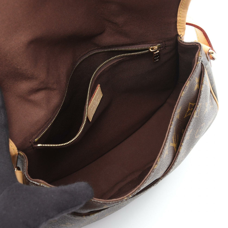 路易威登 Menilmontant PM 斜背包 M40474 Monogram 皮革 LV-2