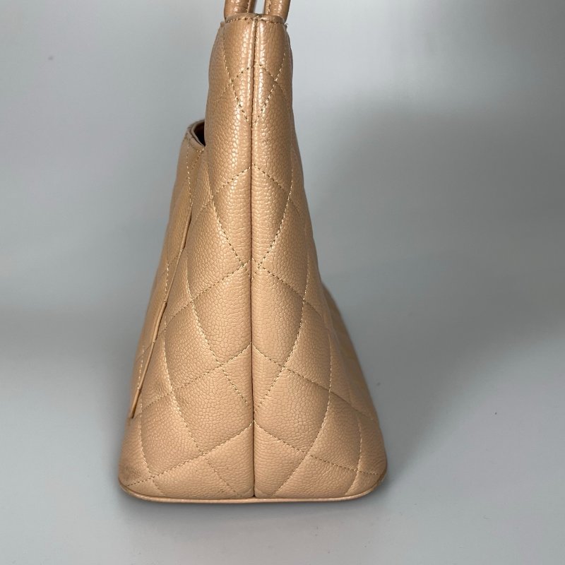 CHANEL 荔枝金幣包 奶茶色-2