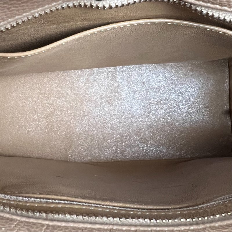 CHANEL 荔枝金幣包 奶茶色-8