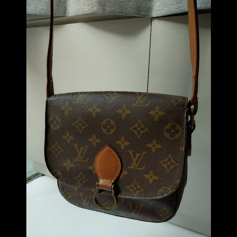 LV老花古董牛鼻斜背包-1