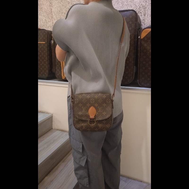 LV老花古董牛鼻斜背包-4
