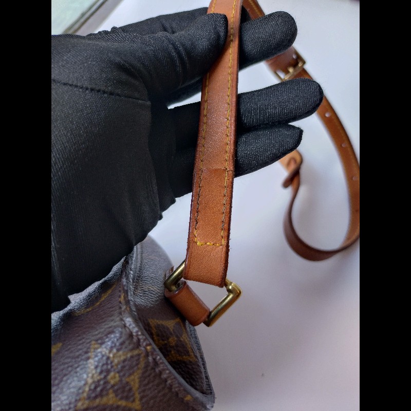 LV老花古董牛鼻斜背包-21