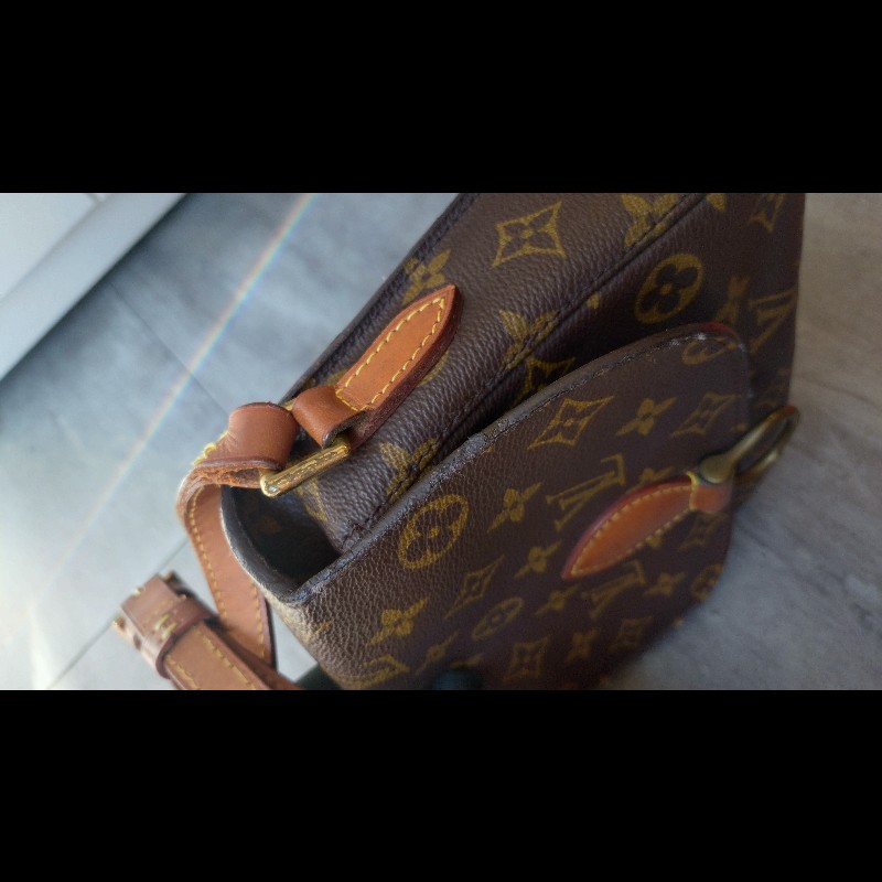 LV老花古董牛鼻斜背包-19