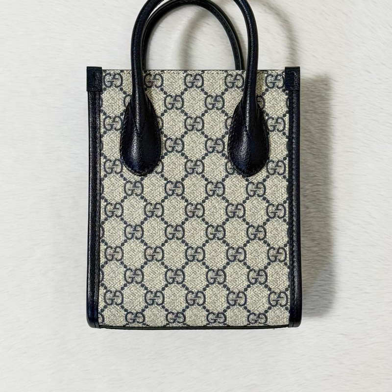 GUCCI Interlocking黑色帆布mini兩用琴譜包-1