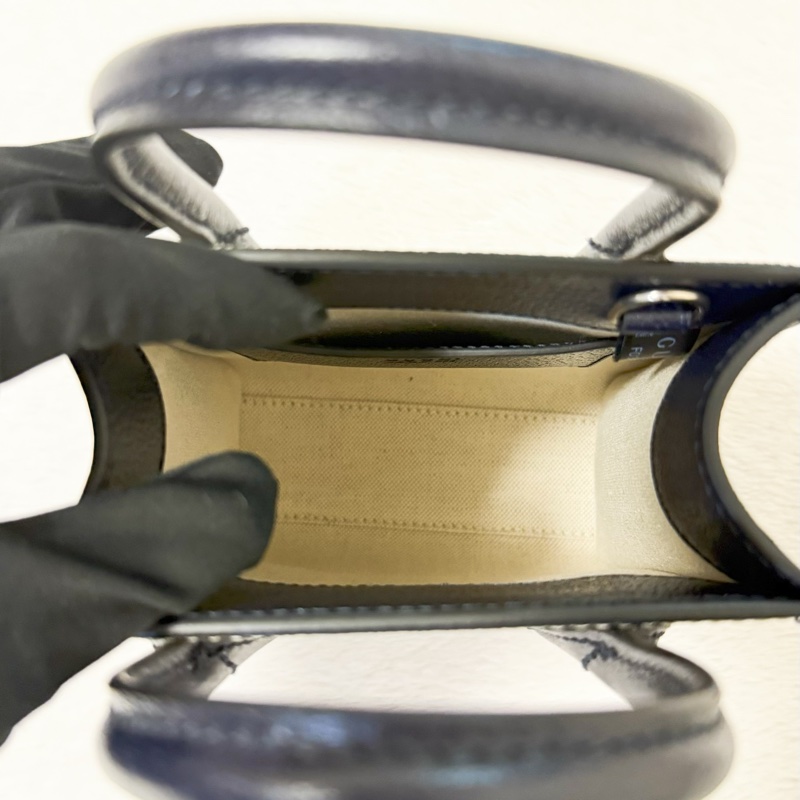 GUCCI Interlocking黑色帆布mini兩用琴譜包-10