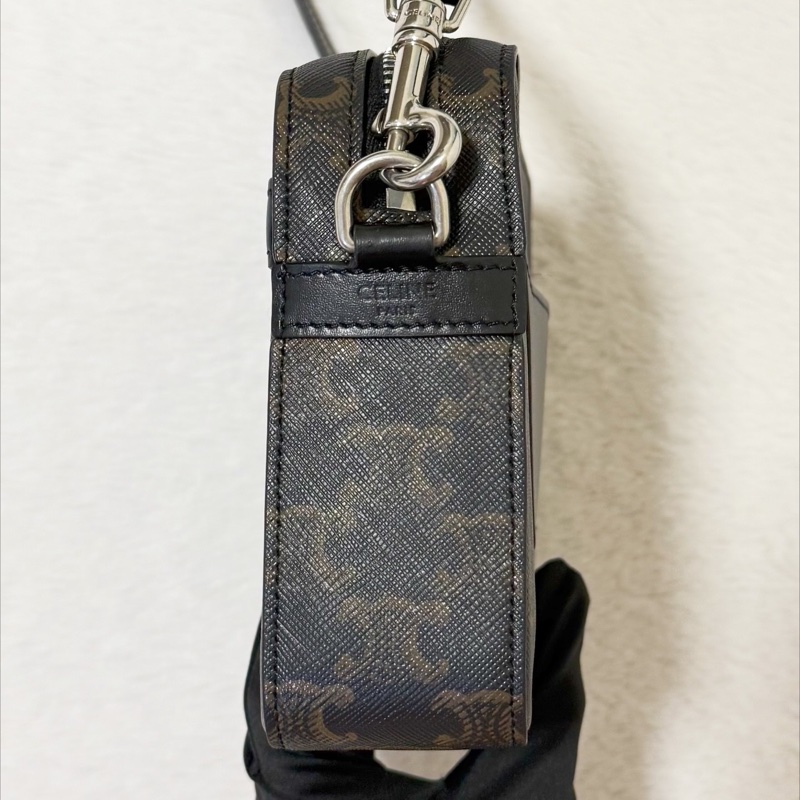 Celine Triomphe 小號郵差款 黑色-2