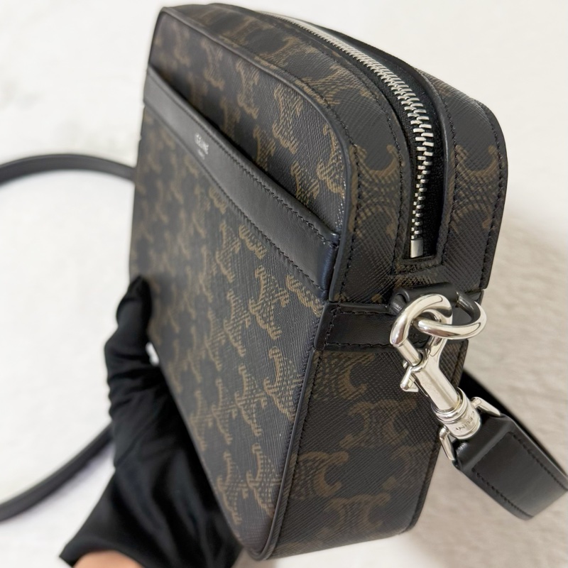 Celine Triomphe 小號郵差款 黑色-6