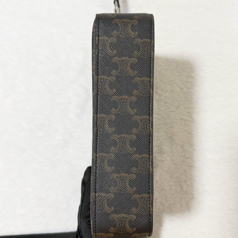 Celine Triomphe 小號郵差款 黑色-7