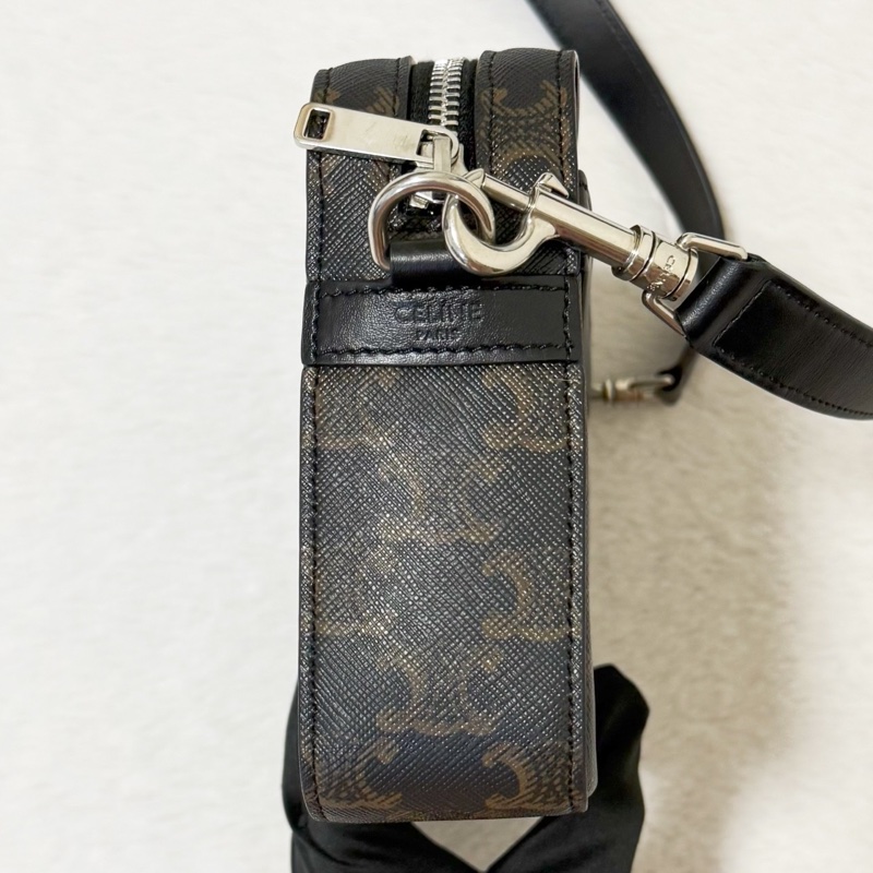 Celine Triomphe 小號郵差款 黑色-12