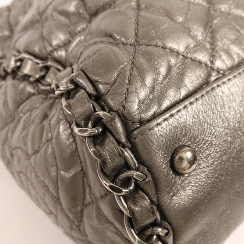 CHANEL 牛皮皮革Chain Me Hobo銀扣鏈帶肩背袋-6