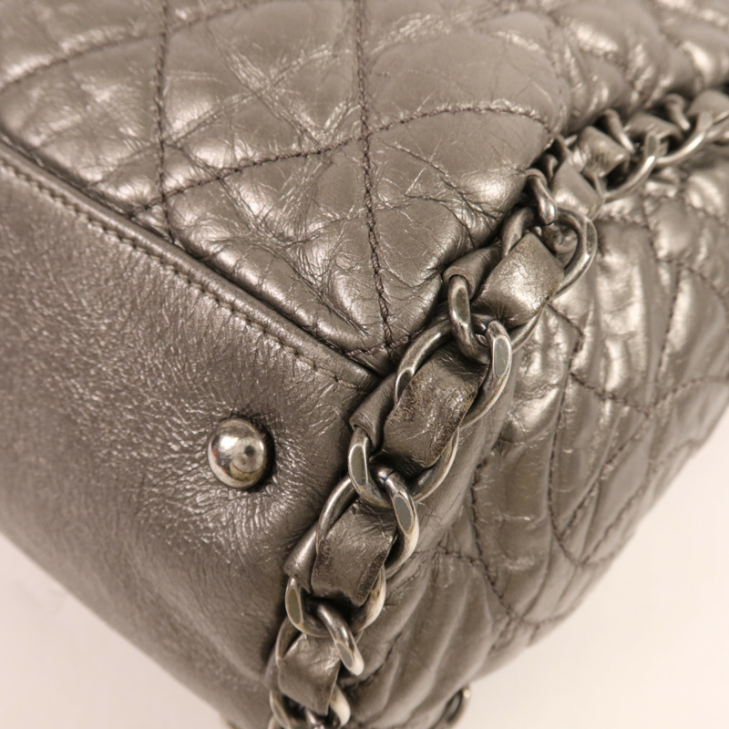 CHANEL 牛皮皮革Chain Me Hobo銀扣鏈帶肩背袋-7