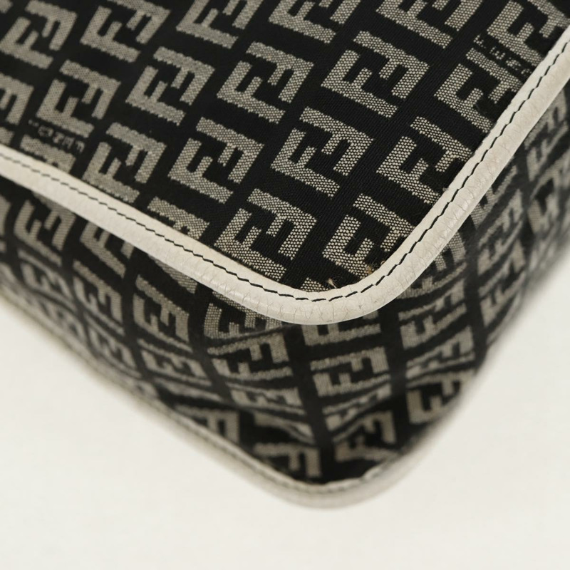 【日本直送】FENDI Zucchino帆布單肩包 黑色金色 Auth am9520V-16