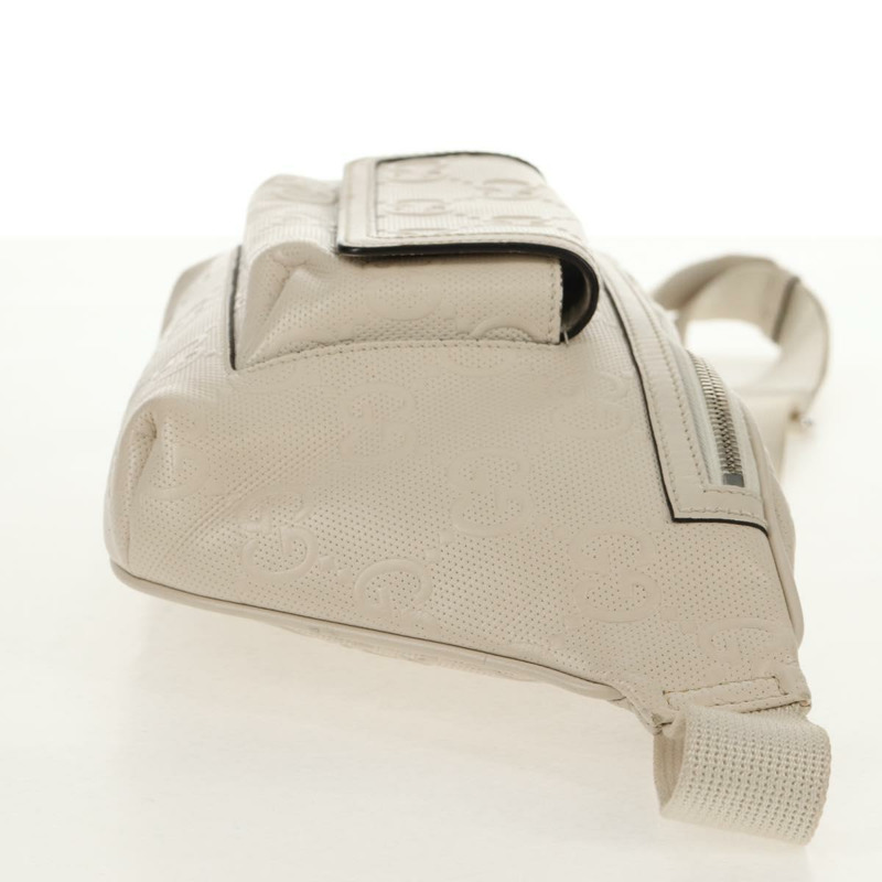 【日本直送】GUCCI GG 壓花斜背包 白色 銀色 645093 正品 BA7268M-3