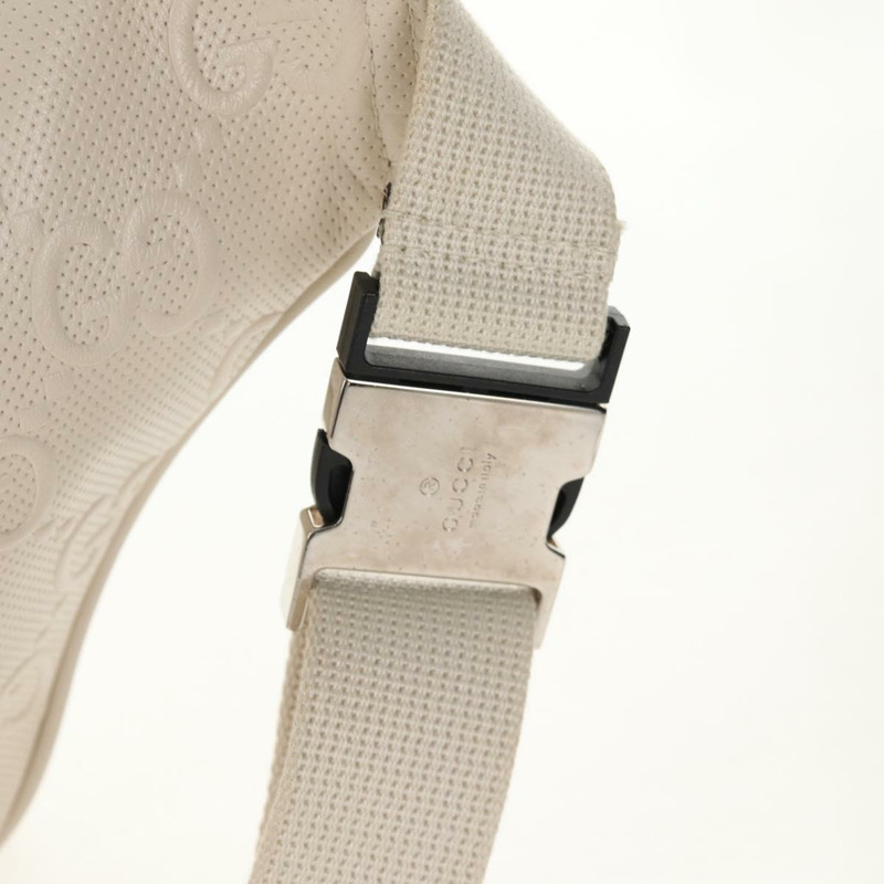 【日本直送】GUCCI GG 壓花斜背包 白色 銀色 645093 正品 BA7268M-7