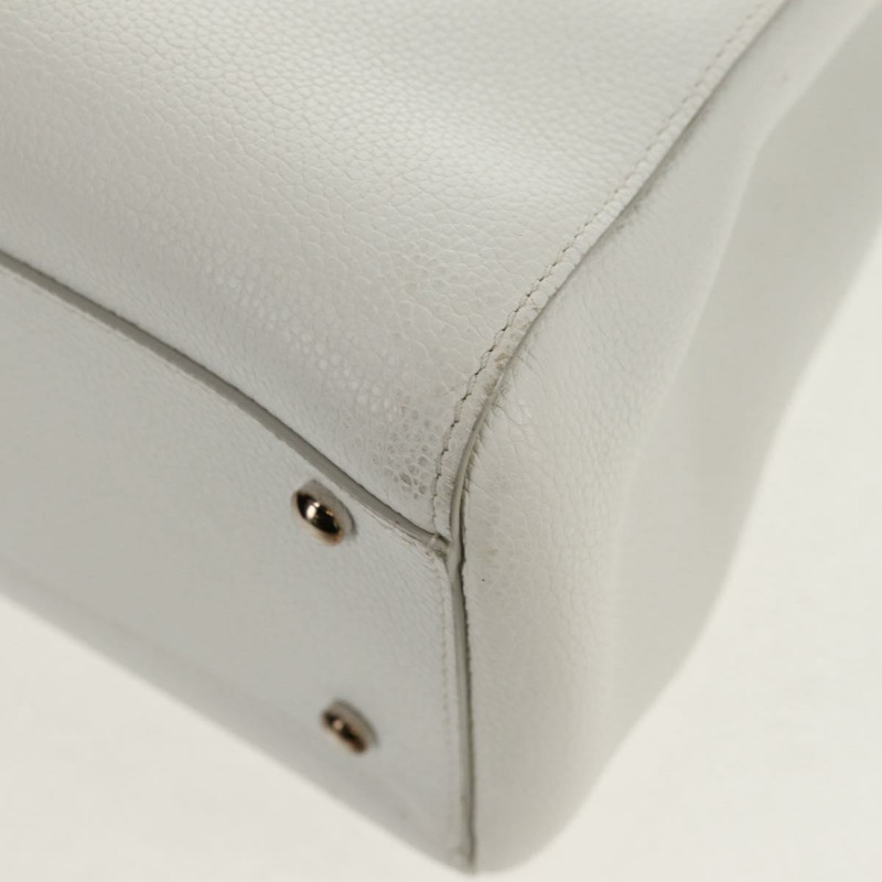 【日本直送】香奈兒 Neo Executive 手提包，魚子醬紋皮革，兩用款，白色/銀色雙C標誌，貨號 BA7294M-19