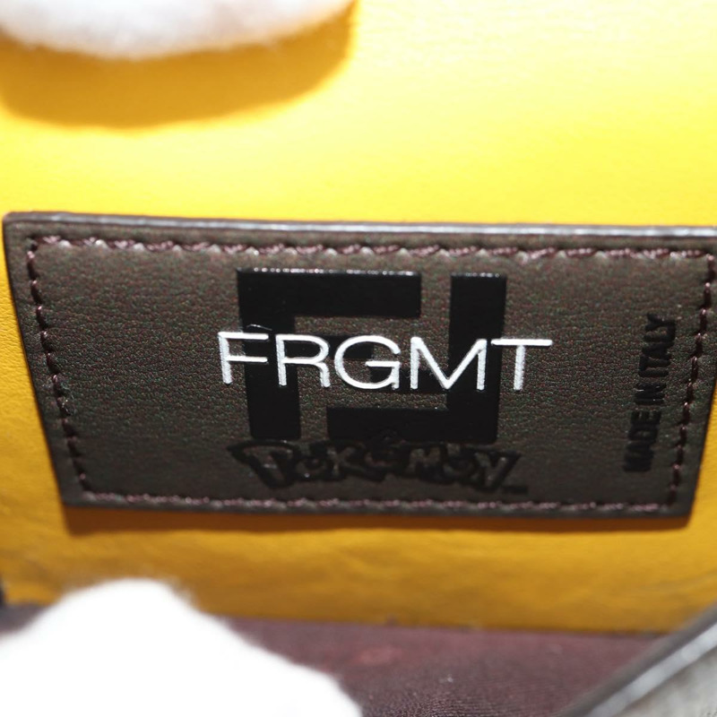 【日本直送】FENDI Zucca 帆布緊湊型皮夾 PVC FENDI x FRGMT x POKMON 黑色正品 150605M-20