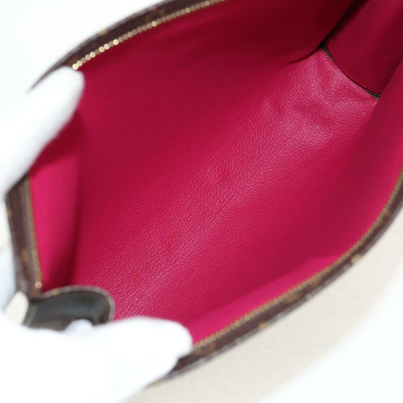 【日本直送】路易威登 Monogram Poche Toilette 26 手拿包 M43997 LV Auth 150474M-8