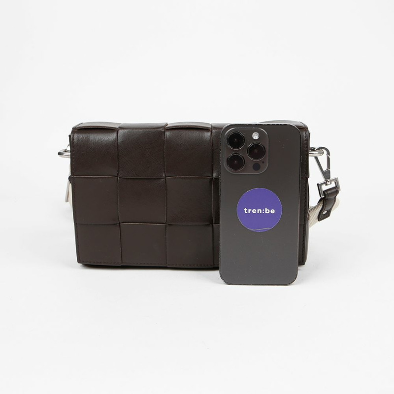 【包稅】BOTTEGA VENETA 741777 卡帶肩帶斜背包-5