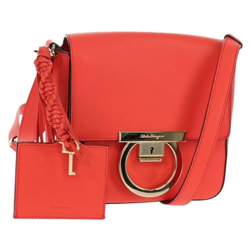 【日本直送】Salvatore Ferragamo Gancini 單背包，皮革材質，紅色金色，正品，貨號 145623V-0