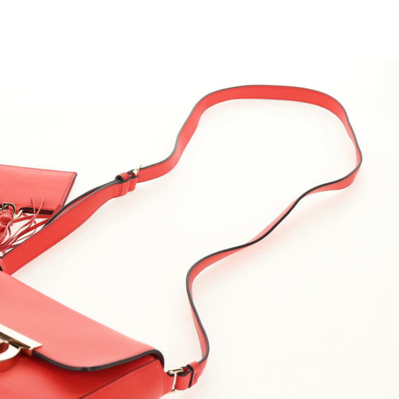 【日本直送】Salvatore Ferragamo Gancini 單背包，皮革材質，紅色金色，正品，貨號 145623V-13