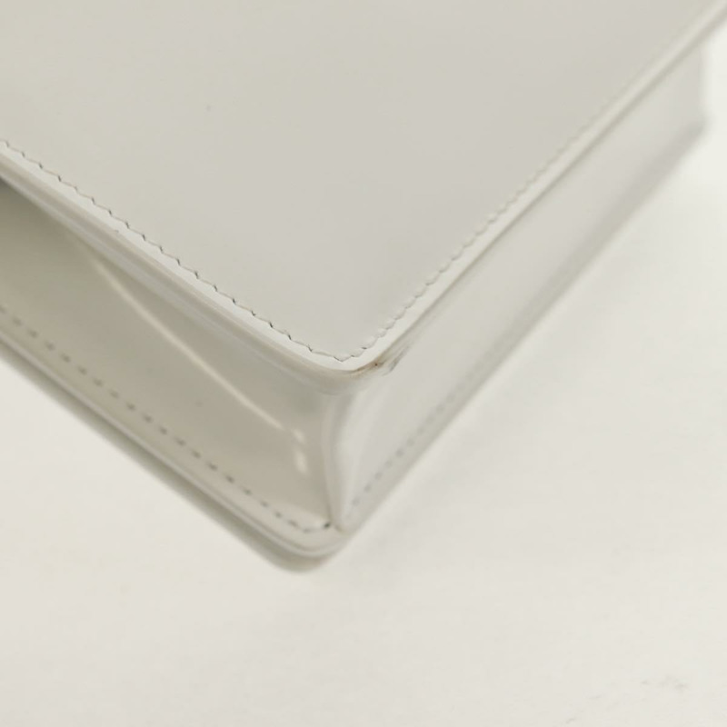 【日本直送】Salvatore Ferragamo 白色銀色皮革手拿包（正品）150881AV-16