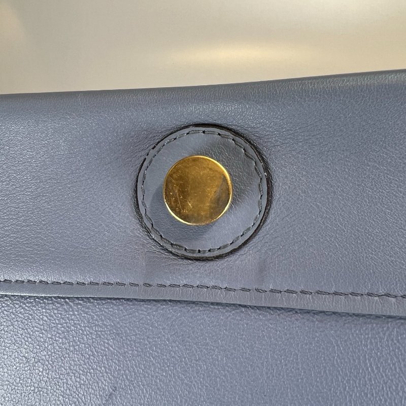 CELINE  霧霾藍拚奶茶FRAME肩背包-8