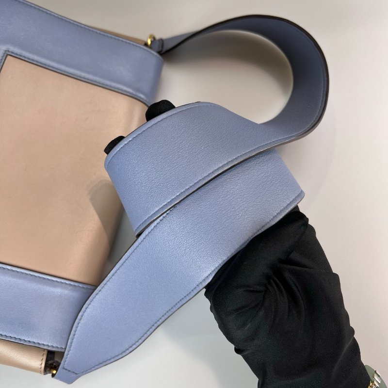 CELINE  霧霾藍拚奶茶FRAME肩背包-10